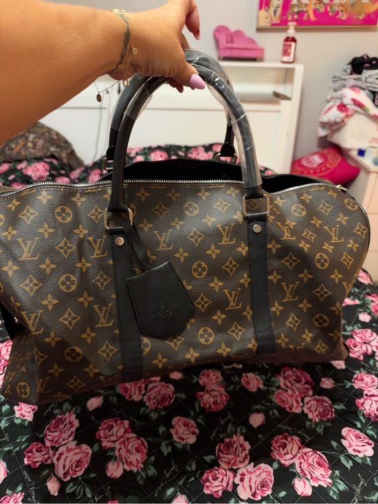 Louis Vuitton Handbags - Louis Vuitton Brown Monogram Canvas travel bag